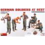 MiniArt35062 [1:35]  German soldiers at rest